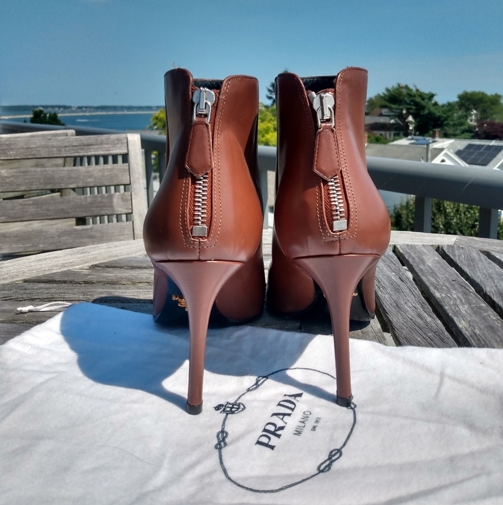 NEW, Prada Calfskin Stiletto Back Zip Booties - Picture 7 of 16